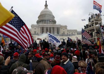 Suspenden sesión en el Congreso tras irrupción de manifestantes