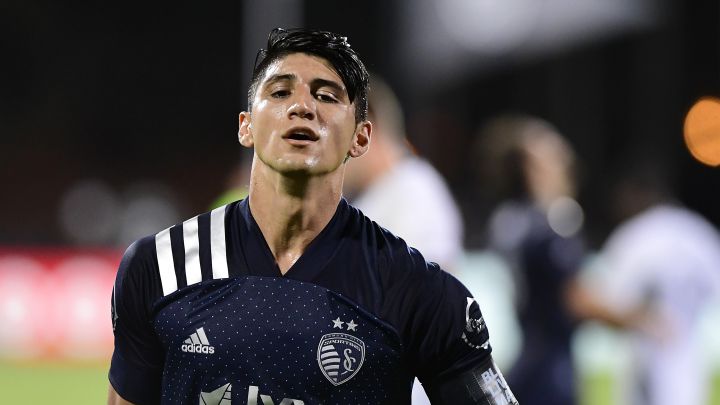 Alan Pulido mete controversia contra Chivas por no pagar su porcentaje tras su fichaje a MLS