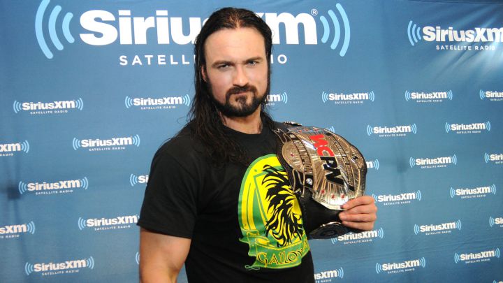 Drew McIntyre, campeón de WWE, dio positivo por coronavirus