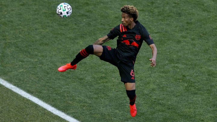 Kyle Duncan se suma al campamento de enero por positivo de covid en USMNT