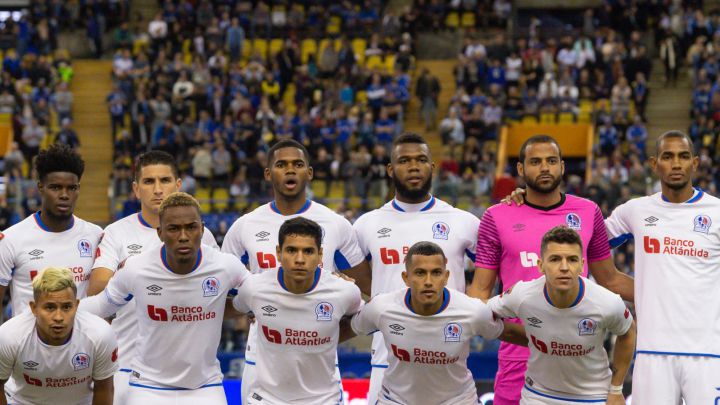 Concacaf anuncia dos casos de COVID—19 en Olimpia