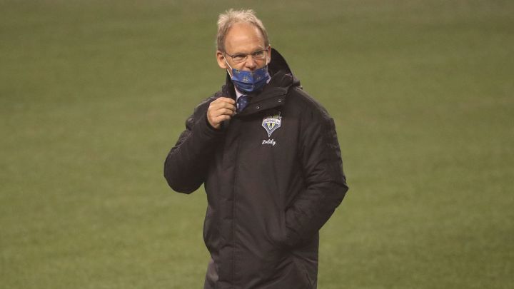Brian Schmetzer firmó extensión de contrato con Seattle Sounders