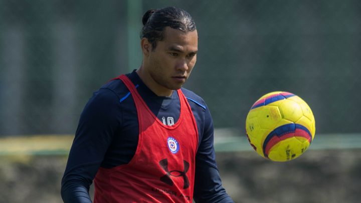 El futbolista mexicano aseguró que la propuesta de este equipo le llega en un momento especial y tratará de aportar lo mejor de sí en el campo.