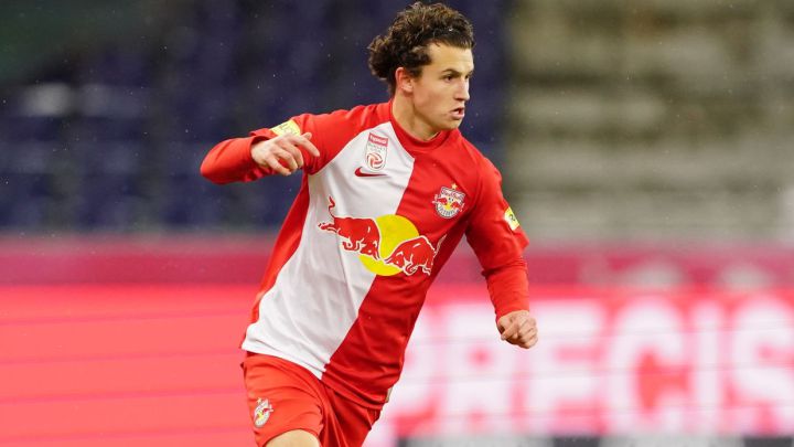 Brenden Aaronson dio su primera asistencia con RB Salzburg