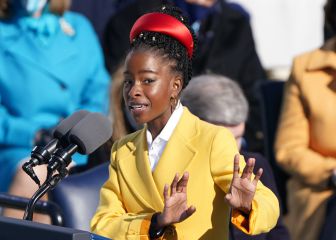 La joven poeta que recitará un poema en el Super Bowl