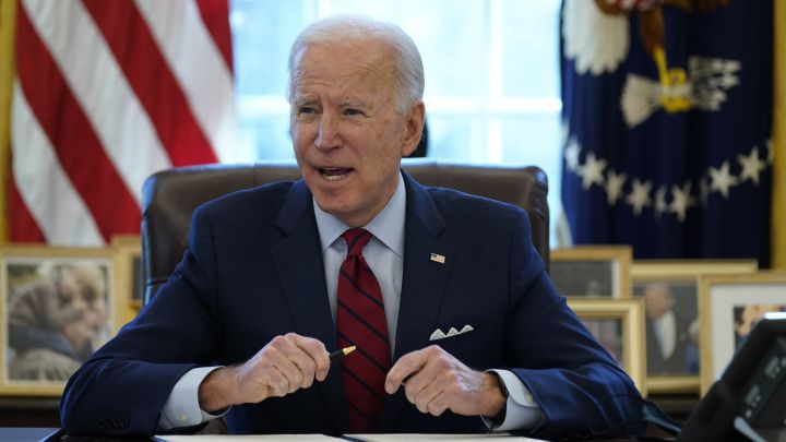 Tercer cheque estímulo: ¿Qué ha dicho Biden sobre presionar por los pagos?