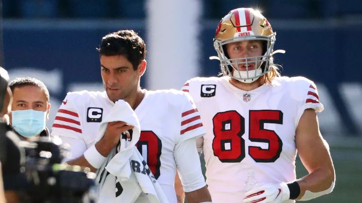 Jimmy Garoppolo y George Kittle con los 49ers