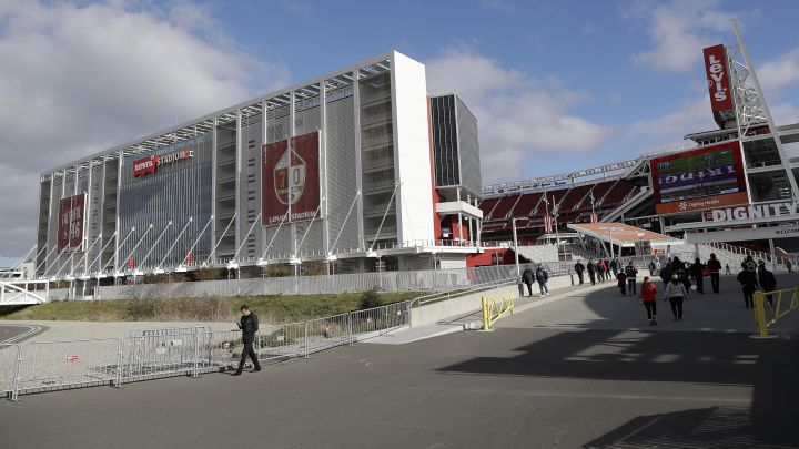 49ers esperan ser líderes en aplicación de vacunas en California