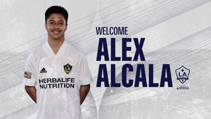 Alex Alcalá firma su primer contrato profesional con LA Galaxy II