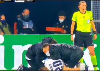 Captan el momento en el que llega la pizza al estadio en el partido del Hoffenheim