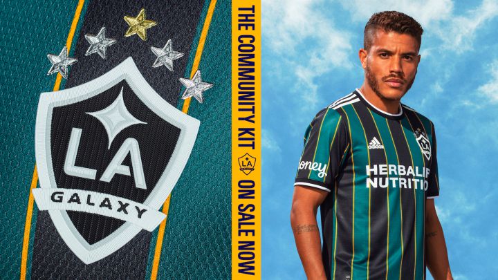 LA Galaxy vuelve al pasado y presenta jersey retro para 2021