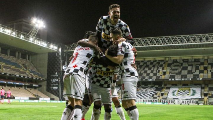 El equipo donde militan los hondureños Alberth Elis y Jorge Benguché tiene en sus manos el dejar el fondo de la clasificación este viernes.