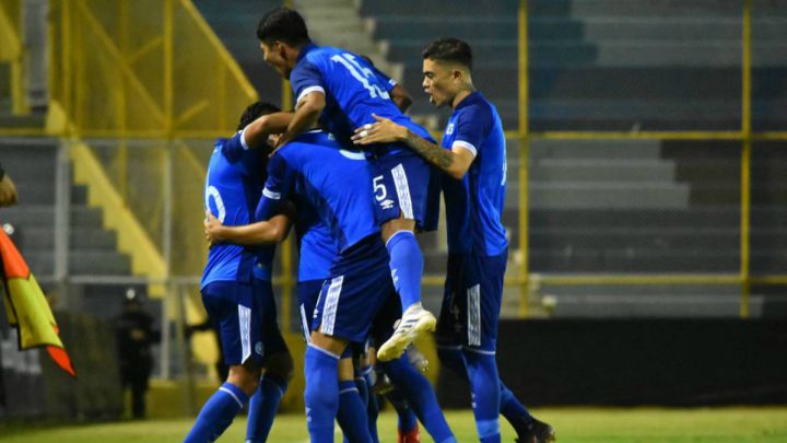 El Salvador anuncia horario para debut en eliminatoria ante Granada