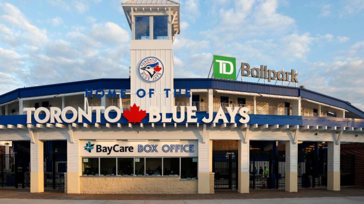 Exterior del TD Ballpark de los Blue Jays