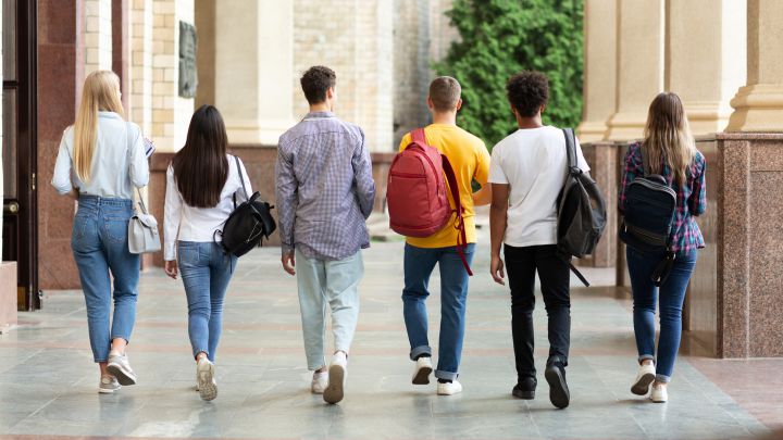 Tercer cheque estímulo: ¿se incluyen los niños de 17 años?