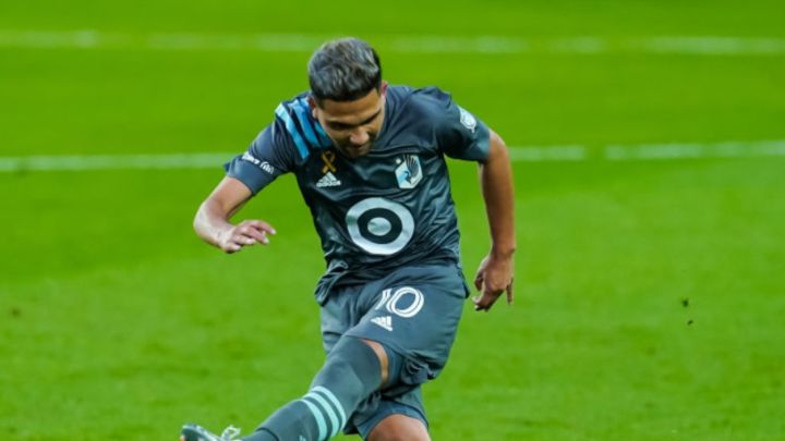 Reynoso durante un partido de liga con Minnesota United