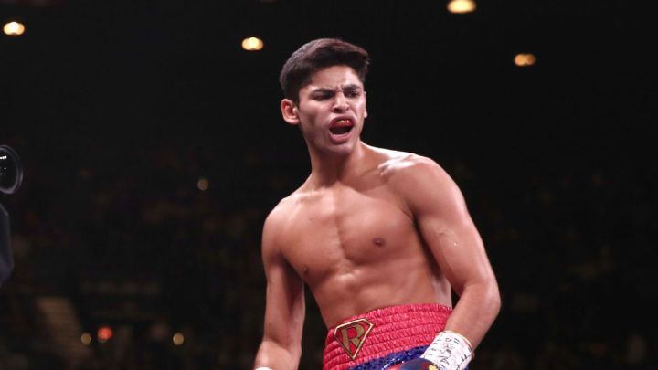 Ryan García durante una de sus victorias arriba del ring