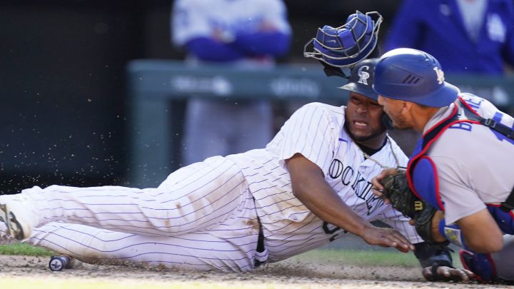 Choque entre Austin Barnes y Elías Díaz