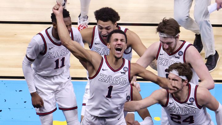 Jalen Suggs celebra calificación de Gonzaga al final de la NCAA