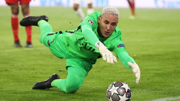 La impresionante atajada de Keylor Navas a Goretzka en el Bayern Munich vs PSG