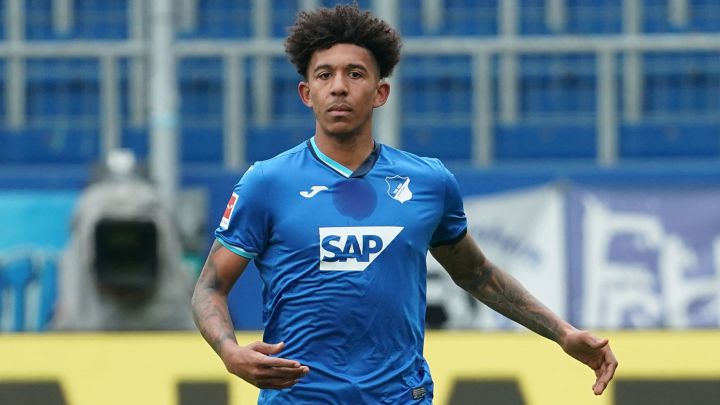 Chris Richards durante un partido de Hoffenheim en Bundesliga.