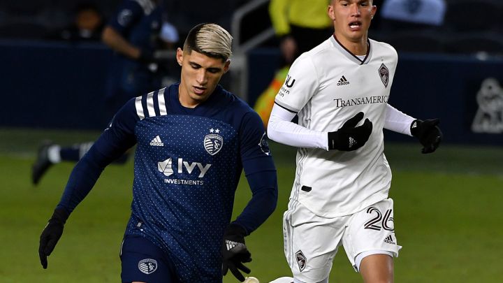 Alan Pulido: "El año que viene es el mundial y sé que puedo estar ahí"