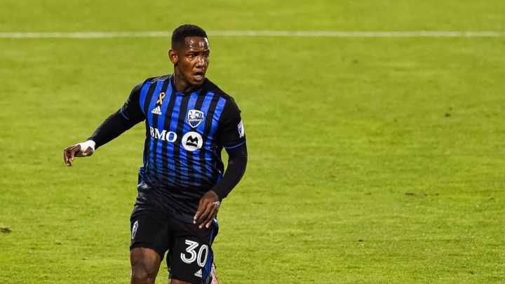 Romell Quioto controla el esférico en duelo de 2019 en contra de Toronto FC.