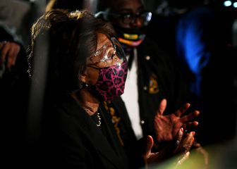 Maxine Waters pide reformar a la policía de USA