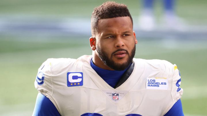 Aaron Donald con los Rams