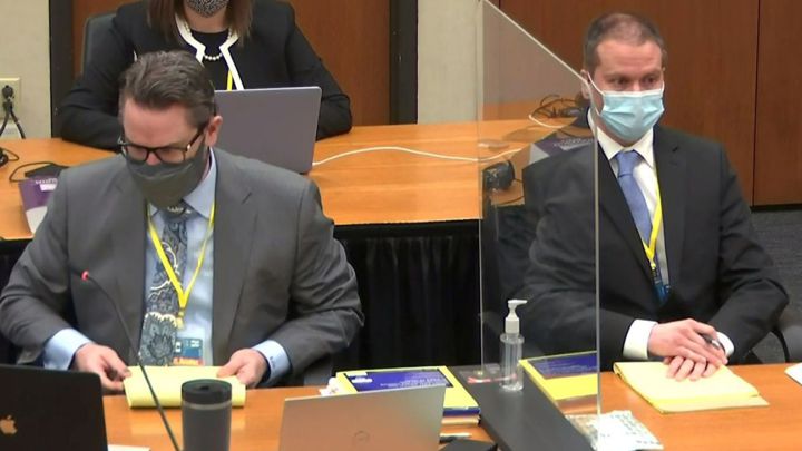 Juicio de Derek Chauvin: Termina sin veredicto primer día de deliberación