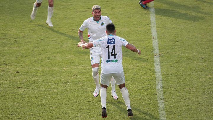 Comunicaciones gana el Clásico de Guatemala al vencer a Municipal