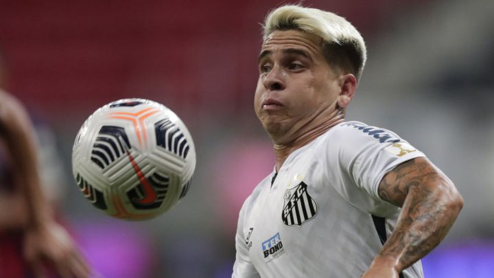 Toronto FC de la MLS lanzó oferta a Santos por Yeferson Soteldo