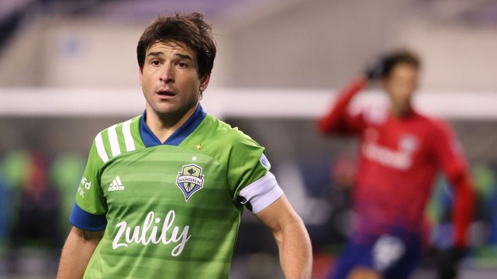 Nicolás Lodeiro en partido de Seattle Sounders contra FC Dallas.