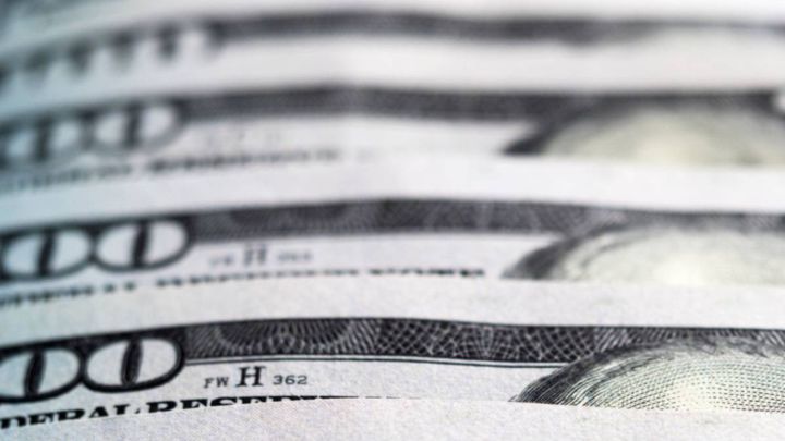 Beneficios por desempleo: ¿Habrá pagos semanales de $300?
