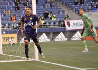 Raúl Ruidíaz y Rubio Rubin, los latinos en el XI ideal de la J3