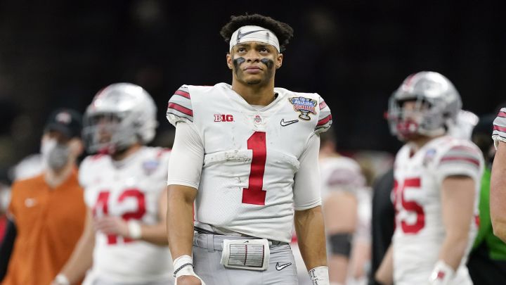 Justin Fields con Ohio State