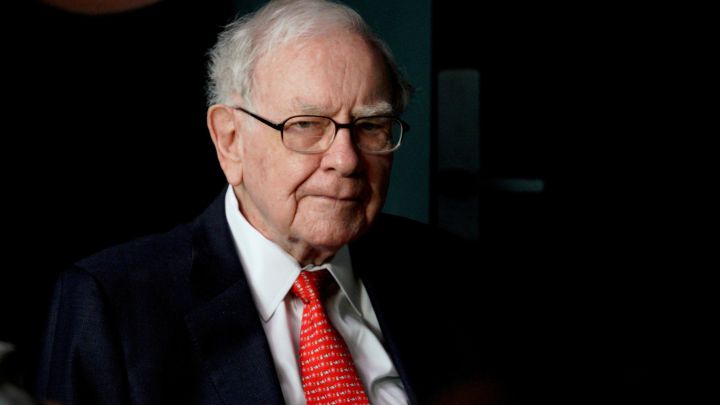 Buffett comentó que Greg Abel, quien supervisa los negocios no relacionados con seguros, se convertirá en presidente de Berkshire Hathaway Inc cuando él ya no esté a cargo