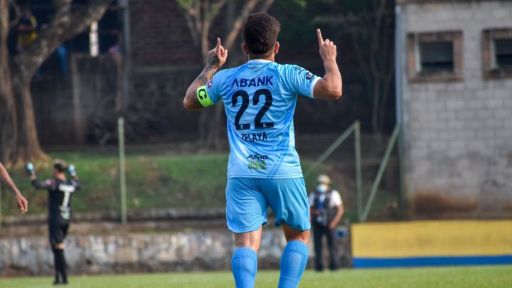 Fito Zelaya ve posible el tricampeonato de Alianza en El Salvador
