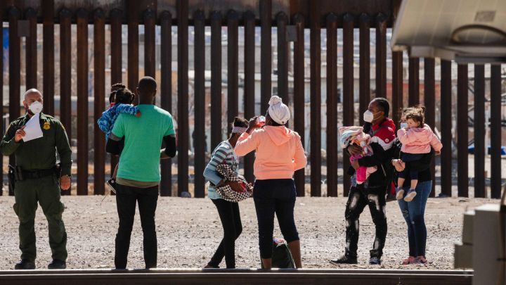 Cuatro madres inmigrantes podrán reunirse esta semana con sus familias