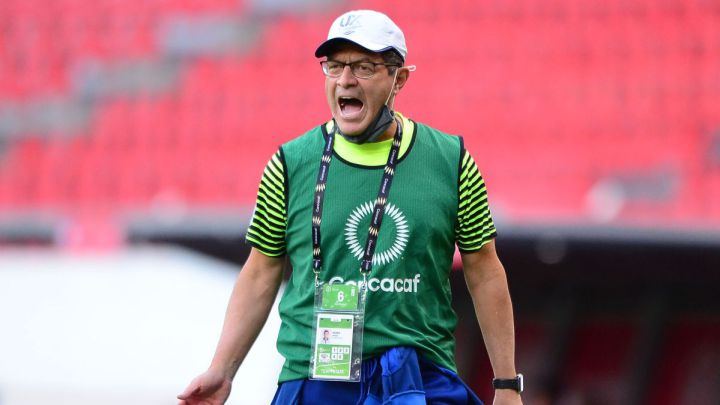 Hugo Pérez: "No comparto que a los jugadores de El Salvador se les ultraje"