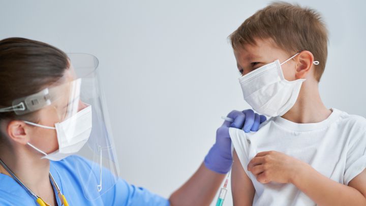 Vacuna Pfizer / BioNtech Covid para niños: edades, ¿quién puede recibirla y cuándo?