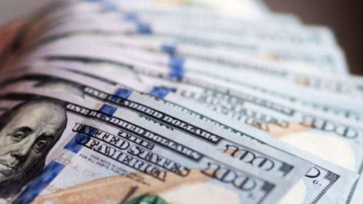 Billetes de 100 dólares estadounidenses