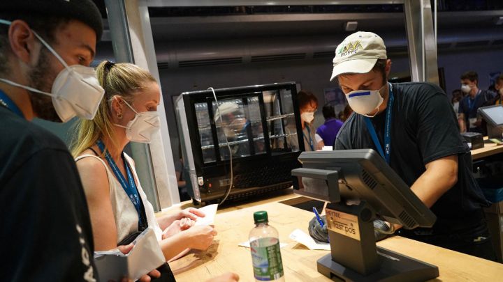 Restricciones ante el coronavirus en Estados Unidos