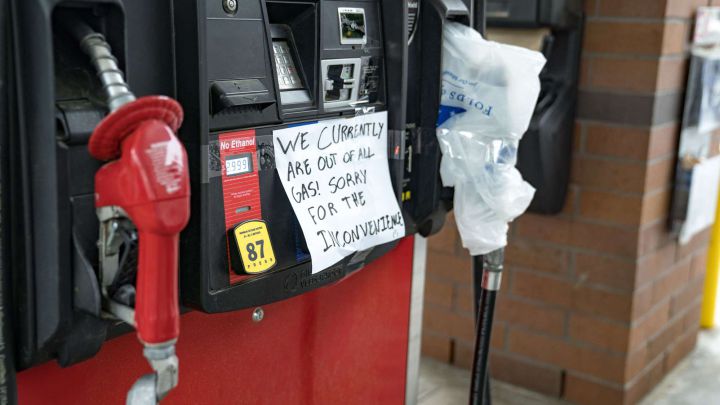 Las estaciones de servicio de Atlanta enfrentan escasez después del ciberataque de oleoductos