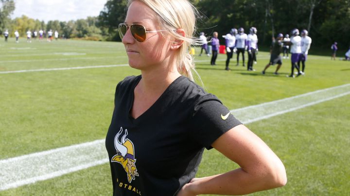 Kelly Kleine con los Vikings