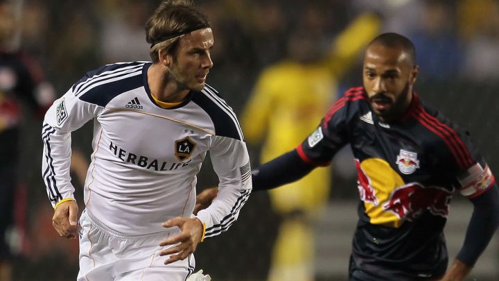 David Beckham y Thierry Henry ingresan al Salón de la Fama de la Premier League