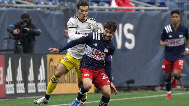 New England Revolution anuncia renovación de Carles Gil