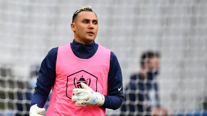Keylor Navas: " Creo que en Francia se juega más fuerte que en España"