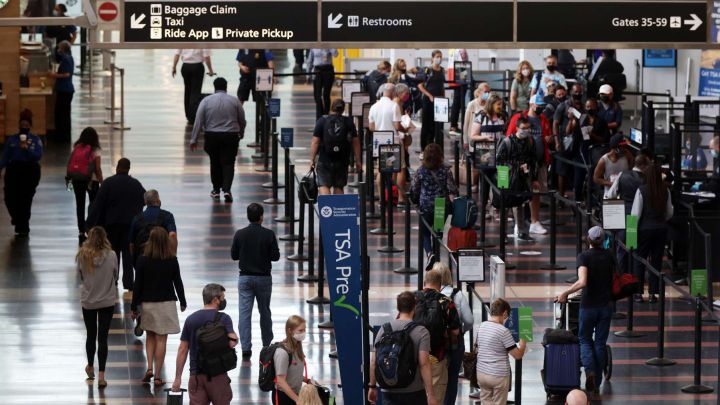 Memorial Day: Restricciones para viajar y número de viajeros estimados
