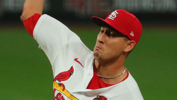 Giovanny Gallegos con los Cardinals